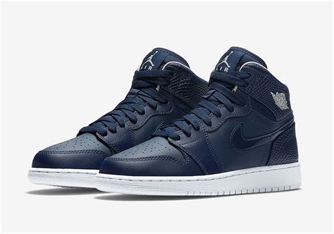 nike jordan 1 navy blue